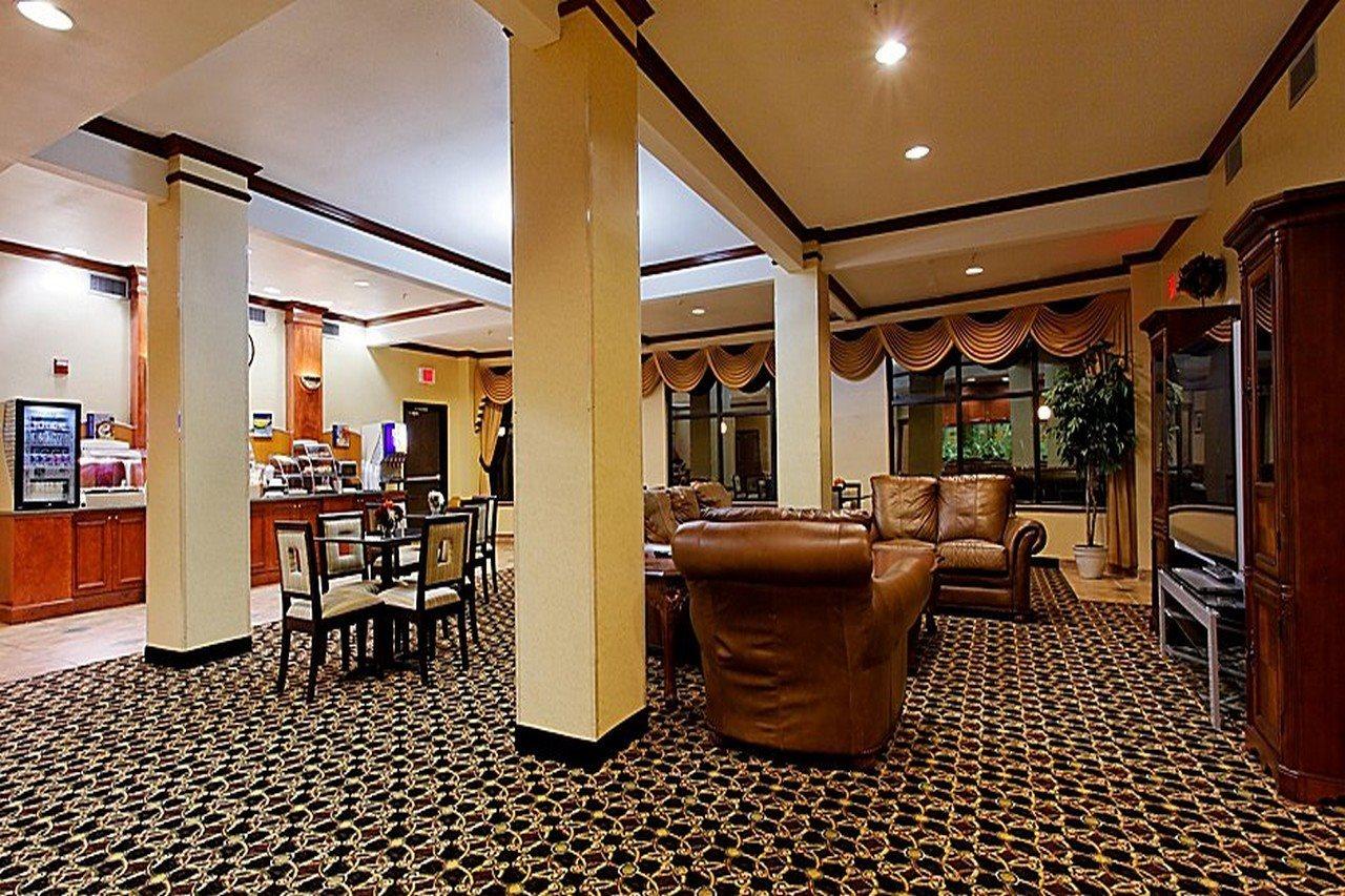 Holiday Inn Express Crockett By Ihg Exterior photo