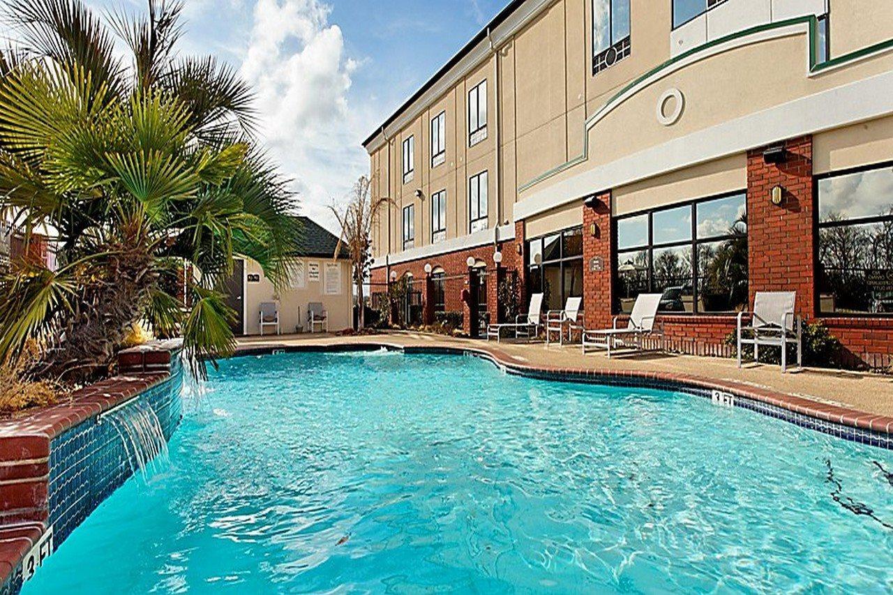 Holiday Inn Express Crockett By Ihg Exterior photo