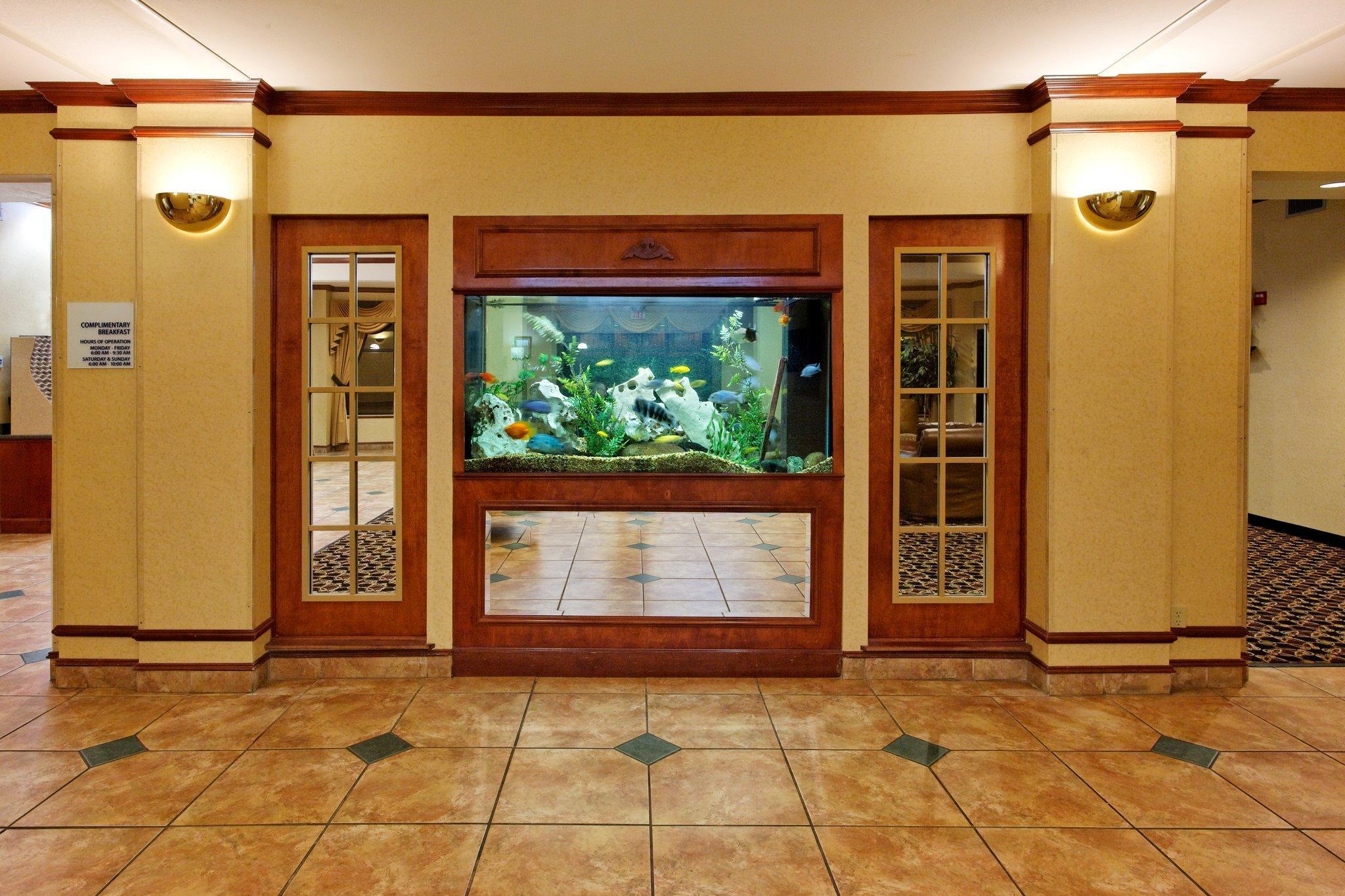 Holiday Inn Express Crockett By Ihg Exterior photo