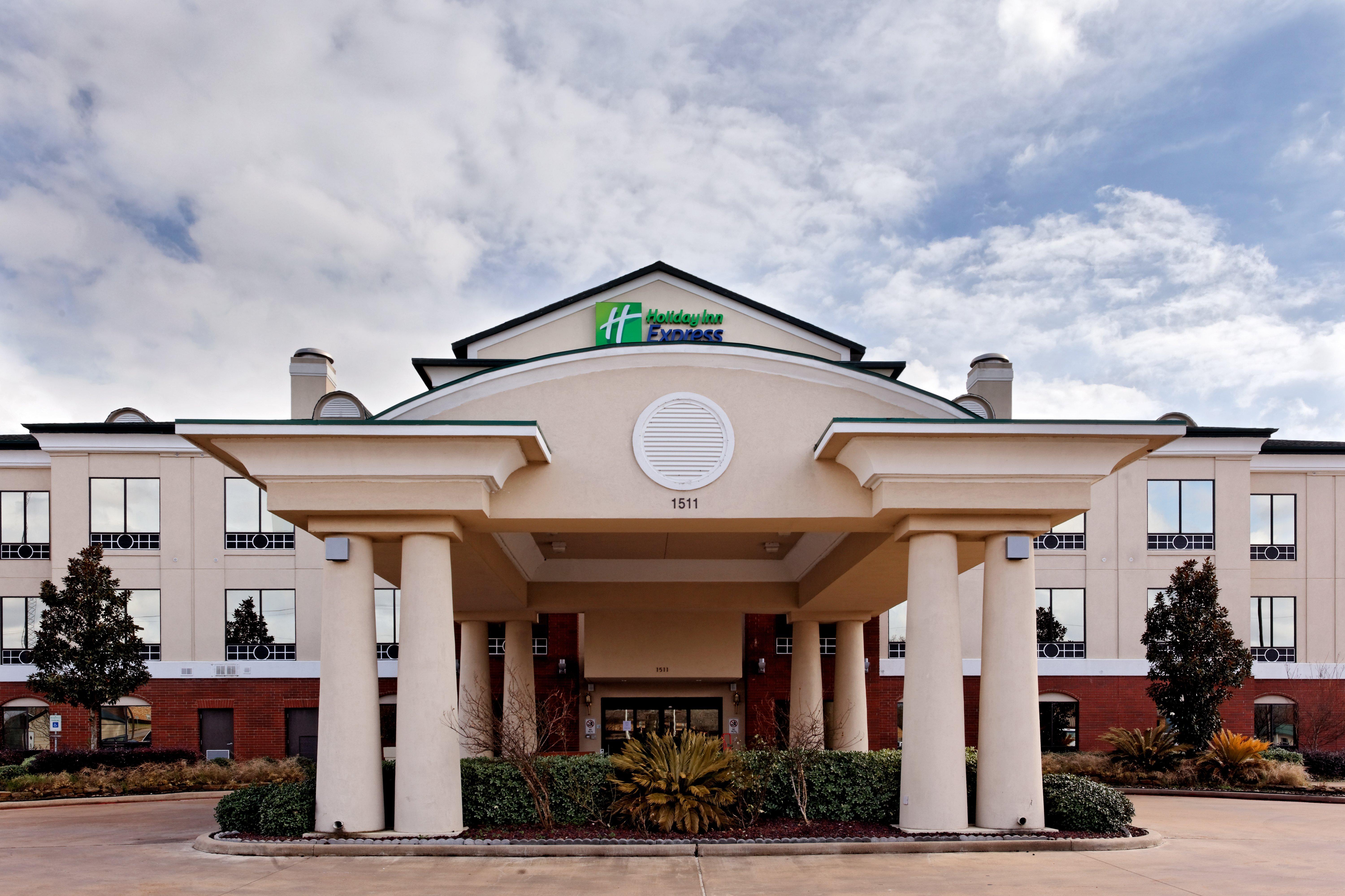 Holiday Inn Express Crockett By Ihg Exterior photo