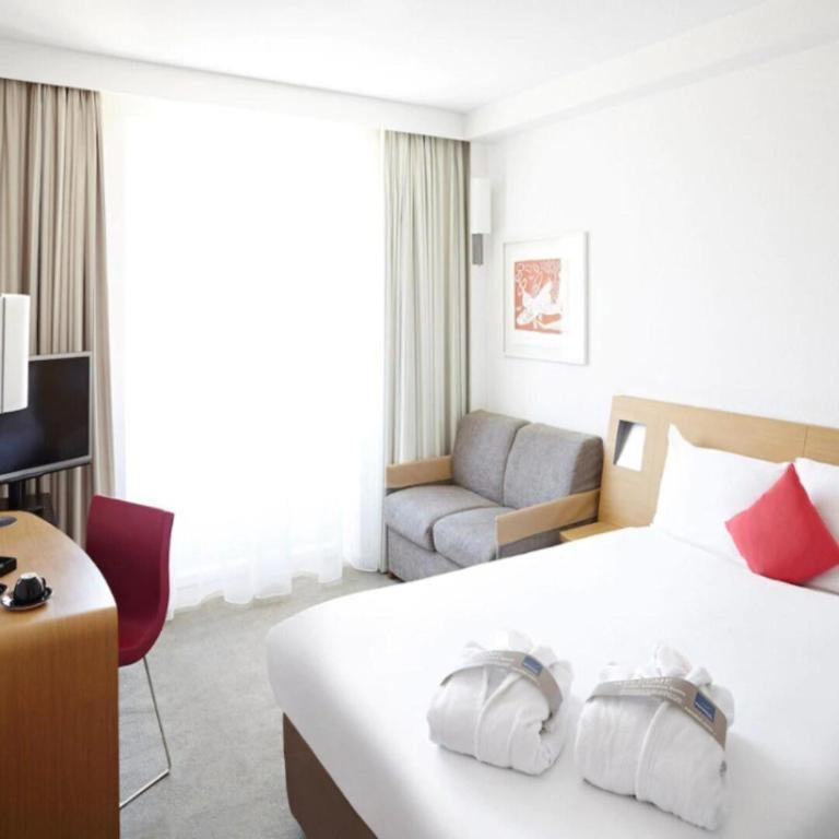 Holiday Inn Express Crockett By Ihg Exterior photo